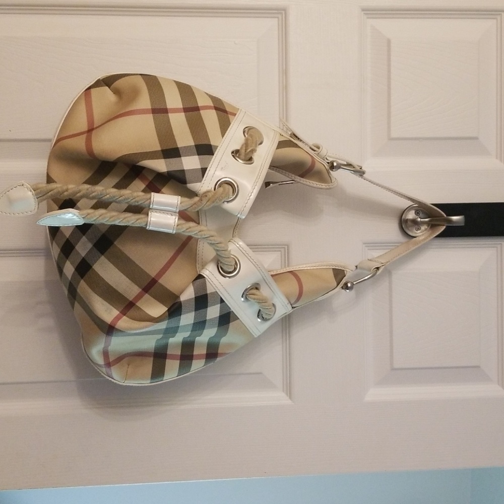 Additional pictures of Burberry Authetic handbag